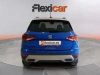Usado Seat Arona Xperience 116 CV (85 kW) 2025 Azul SUV