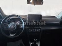 Usado Toyota Yaris 125 CV (91 kW) 2023 Gris / plata Berlina