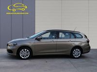 Usado Fiat Tipo Easy 95 CV (69 kW) 2018 Beige Familiar