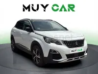 Usado Peugeot 3008 Allure 130 CV (95 kW) 2018 Blanco SUV