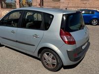 Usado Renault Scénic II Authentique 100 CV (73 kW) 2004 Azul Monovolumen