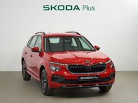 Usado Skoda Kamiq Essence 95 CV (69 kW) 2025 Rojo SUV