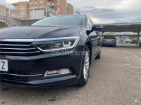 Usado VW Passat Advance 120 CV (88 kW) 2018 Negro Familiar