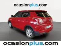 Usado SsangYong Tivoli 116 CV (85 kW) 2016 Rojo SUV