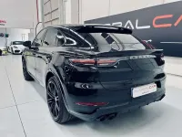 Usado Porsche Cayenne Turbo 549 CV (403 kW) 2019 Negro SUV