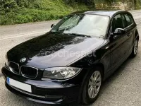 Usado BMW 120 177 CV (130 kW) 2009 Negro Utilitario
