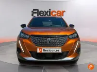 Usado Peugeot 2008 Allure 100 CV (73 kW) 2023 Naranja SUV