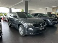 Usado VW T-Roc Advance 115 CV (84 kW) 2020 Gris / plata SUV