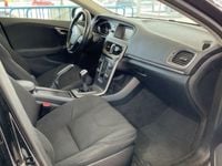 Usado Volvo V40 Kinetic 115 CV (84 kW) 2015 Familiar