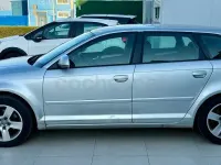 Usado Audi A3 Sportback Attraction 125 CV (91 kW) 2009 Gris / plata Utilitario