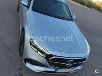 Usado Mercedes E220 200 CV (147 kW) 2023 Gris / plata Berlina