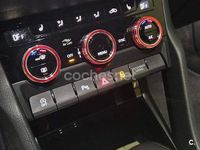 Usado Skoda Karoq Ambition 150 CV (110 kW) 2023 Gris / plata SUV