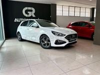 Usado Hyundai i30 120 CV (88 kW) 2022 Blanco Berlina