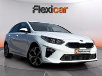 Usado Kia Ceed 136 CV (100 kW) 2021 Blanco Utilitario