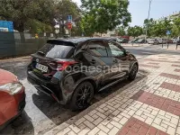 Usado Toyota Yaris Hybrid Style 116 CV (85 kW) 2023 Negro Berlina