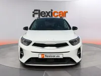 Usado Kia Stonic 120 CV (88 kW) 2021 Blanco SUV