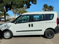 Usado Opel Combo Excellence 105 CV (77 kW) 2015 Blanco Monovolumen
