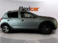 Usado Dacia Sandero Comfort 91 CV (66 kW) 2019 Gris Berlina