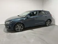 Usado Hyundai i30 110 CV (80 kW) 2023 Burdeos Utilitario