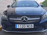 Usado Mercedes CLA200 Shooting Brake 136 CV (100 kW) 2018 Azul Familiar