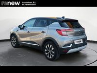 Usado Renault Captur Techno 140 CV (102 kW) 2023 Gris SUV