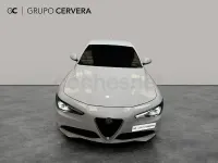 Usado Alfa Romeo Giulia Super 180 CV (132 kW) 2016 Blanco Berlina