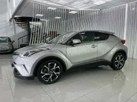 Usado Toyota C-HR Advance 122 CV (89 kW) 2020 Gris SUV