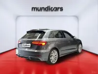 Usado Audi A3 S-Line 116 CV (85 kW) 2018 Gris Berlina