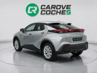 Usado Toyota C-HR Advance 140 CV (102 kW) 2024 Gris / plata SUV