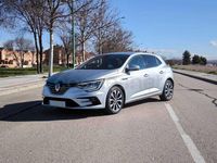 Usado Renault Mégane Zen 160 CV (117 kW) 2021 Gris / plata Berlina