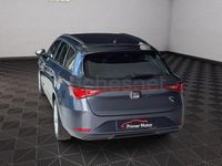 Usado Seat Leon Style 110 CV (80 kW) 2022 Gris / plata Familiar
