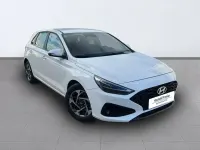 Usado Hyundai i30 N Line 100 CV (73 kW) 2024 Blanco Berlina