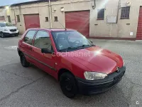 Usado Peugeot 106 60 CV (44 kW) 1999 Rojo Utilitario