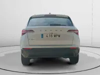 Usado Skoda Karoq Selection 116 CV (85 kW) 2024 Blanco SUV