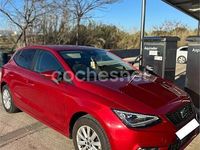 Usado Seat Ibiza Style Plus 110 CV (80 kW) 2022 Rojo Utilitario
