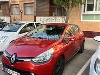 Usado Renault Clio IV Dynamique 90 CV (66 kW) 2014 Rojo Berlina