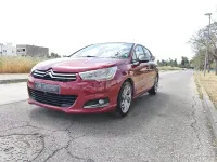 Usado Citroën C4 114 CV (83 kW) 2014 Rojo Berlina