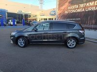 Usado Ford S-MAX Titanium 190 CV (139 kW) 2022 Gris / plata Monovolumen