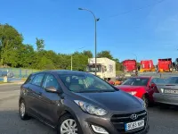 Usado Hyundai i30 Sport 110 CV (80 kW) 2012 Gris / plata Familiar