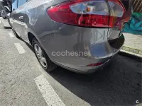 Usado Renault Fluence Dynamique 110 CV (80 kW) 2011 Gris / plata Berlina