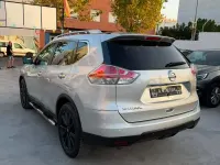 Usado Nissan X-Trail Tekna 163 CV (119 kW) 2016 Gris / plata SUV