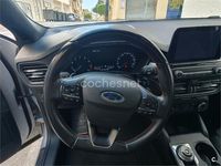 Używany Ford Focus ST-Line 125 KM (91 kW) 2019 Biały Sedan/Limuzyna