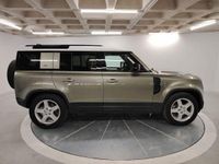 Usado Land Rover Defender First Edition 240 CV (176 kW) 2020 Verde SUV