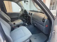 Usado Jeep Cherokee Limited 163 CV (119 kW) 2008 Gris / plata SUV