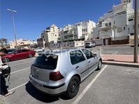 Usado VW Golf IV 100 CV (73 kW) 2002 Gris / plata Berlina
