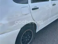 Usado Seat Cordoba Stella 68 CV (50 kW) 2003 Blanco Berlina