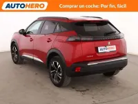 Usado Peugeot 2008 Allure 131 CV (96 kW) 2021 Rojo SUV