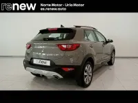Usado Kia Stonic 84 CV (61 kW) 2023 Gris SUV