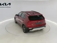 Usado Kia Niro 141 CV (103 kW) 2024 Rojo SUV