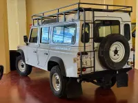 Usado Land Rover Defender SE 122 CV (89 kW) 2016 Blanco Familiar